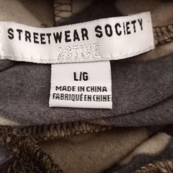 STREETWEAR SOCIETY GREEN CAMO CROP HOODIE SZ.L EUC - Picture 4 of 7